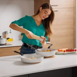 BergHOFF Leo Glints Nonstick Ceramic Frying Pan, Recycled Aluminum, Spirit 21 BergHOFF Leo Glints Nonstick Ceramic Frying Pan, Recycled Aluminum, Spirit -BergHOFF Store GUEST 1b0f5d0c e371 4601 beb3 e5561ec42d49