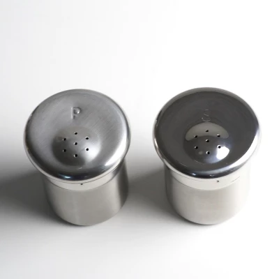 BergHOFF Essentials 2Pc 18/10 Stainless Steel Salt & Pepper Set 2 BergHOFF Essentials 2Pc 18/10 Stainless Steel Salt & Pepper Set - Image 2