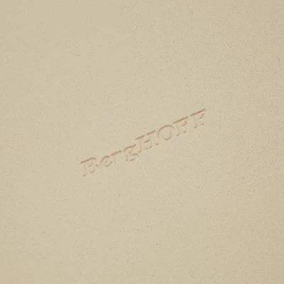 BergHOFF Leo Cordierite Ceramic Round Pizza Stone 3 BergHOFF Leo Cordierite Ceramic Round Pizza Stone - Image 3