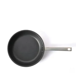 BergHOFF Essentials 18/10 Stainless Steel Stockpot, Glass Lid, Manhattan -BergHOFF Store GUEST 551414cf fa37 4410 8728 ddd0271dc3bd