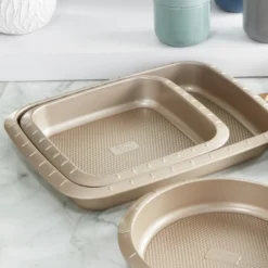 BergHOFF Balance Non-stick Carbon Steel Square Cake Pan 8.5" -BergHOFF Store GUEST 7e89481e 9eb9 43d0 8ecf 76d3e8828b4a