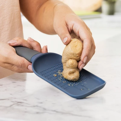 BergHOFF Leo 9" Soft Grip Ginger Grater, Blue 1 BergHOFF Leo 9" Soft Grip Ginger Grater, Blue