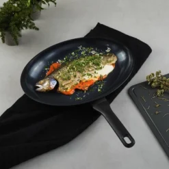 BergHOFF Helix Nonstick Ceramic 13.25" X 9.5" Fish Pan 2qt., Recycled Aluminum, Black 9 BergHOFF Helix Nonstick Ceramic 13.25" X 9.5" Fish Pan 2qt., Recycled Aluminum, Black -BergHOFF Store GUEST bdf0f5a0 b820 40c3 bfc9 67051019edc2