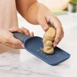 BergHOFF Leo Peeler And Grater Set -BergHOFF Store GUEST c1b59e4e 5eb4 4269 a7a7 26a9b07ccf3e