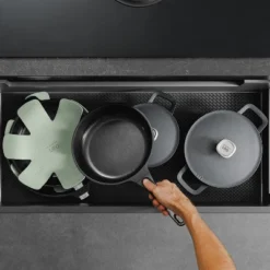 BergHOFF Phantom Nonstick Ceramic Pancake Pan 10", Recycled Cast Aluminum 15 BergHOFF Phantom Nonstick Ceramic Pancake Pan 10", Recycled Cast Aluminum -BergHOFF Store GUEST decf25ec 6195 4078 a157 e99246c671e7