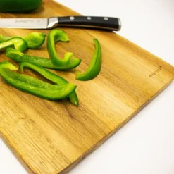 BergHOFF Acacia Wooden Cutting Board -BergHOFF Store GUEST e4c0db78 7ca0 45e4 84ab b01dd80d4cde