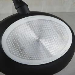 BergHOFF Helix Nonstick Ceramic 13.25" X 9.5" Fish Pan 2qt., Recycled Aluminum, Black 8 BergHOFF Helix Nonstick Ceramic 13.25" X 9.5" Fish Pan 2qt., Recycled Aluminum, Black -BergHOFF Store GUEST f81d8cc9 9106 4908 88cf 8040a8e39926