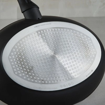 BergHOFF Helix Nonstick Ceramic 13.25" X 9.5" Fish Pan 2qt., Recycled Aluminum, Black 3 BergHOFF Helix Nonstick Ceramic 13.25" X 9.5" Fish Pan 2qt., Recycled Aluminum, Black - Image 3